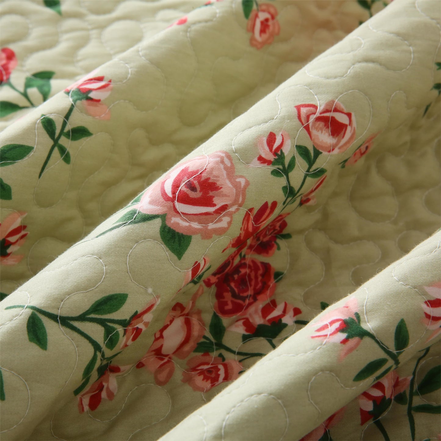 Elegant Rose Quilted Cotton Bedding