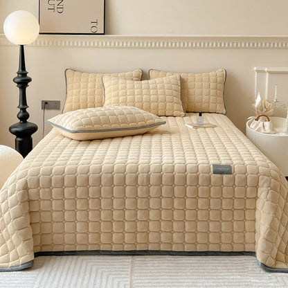 Modern Style Square Texture Soft Coverlet