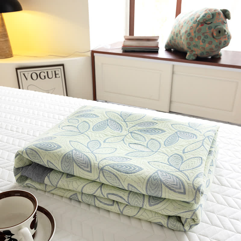 Elegant Leaf Three Layers Cotton Gauze Quilt