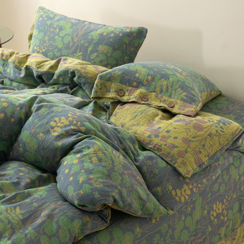 Lotus Pond Cotton Gauze Button Bedding Set (4PCS) - image 3