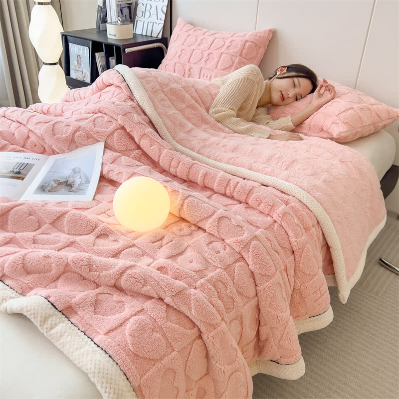 Solid Color Heart Print Fleece Blanket