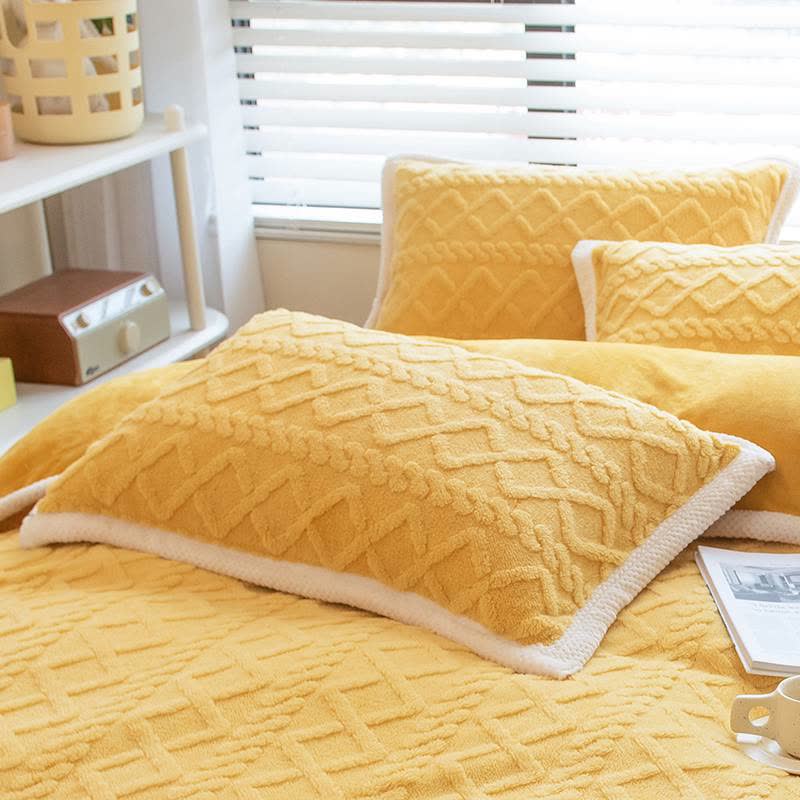 Diamond Texture Soft Fleece Pillowcases(2PCS)