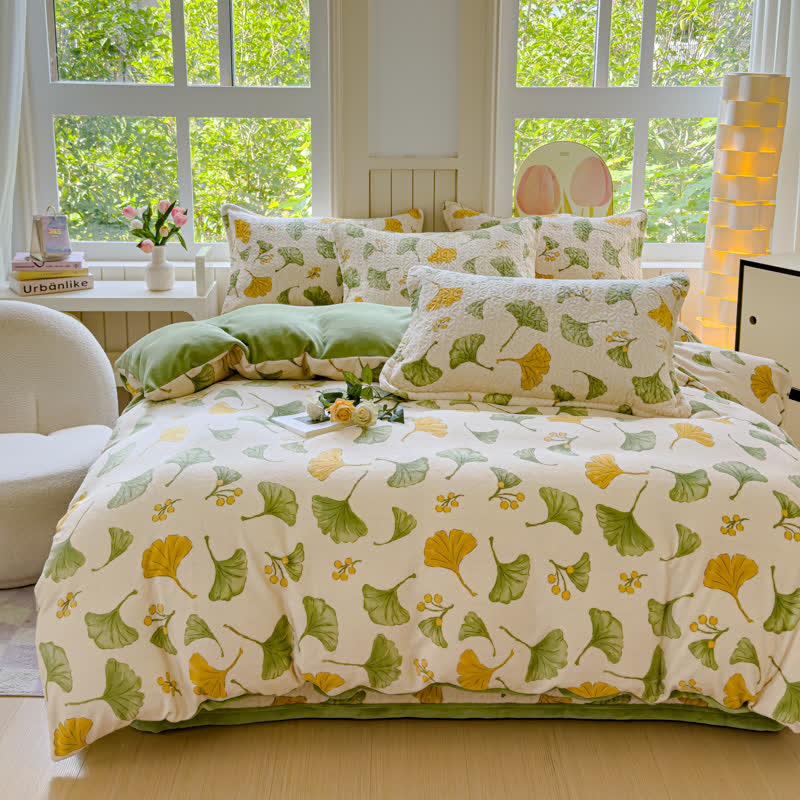 Rustic Ginkgo Leaf Velvet Bedding Set(4PCS)