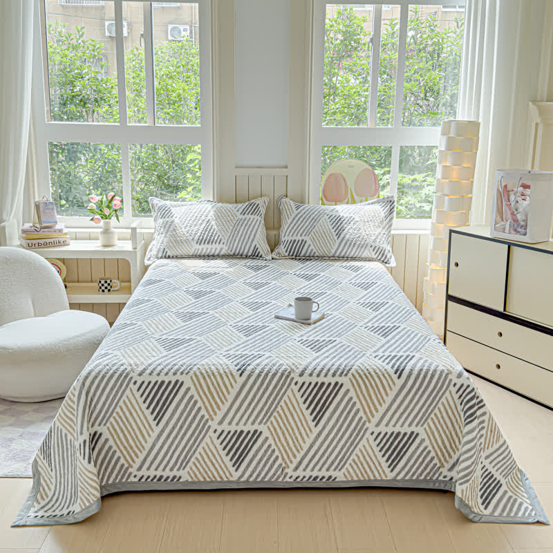 Geometric Line Warm Soft Bedding Set(4PCS)