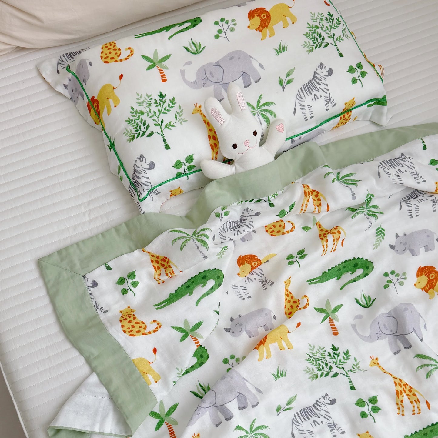 Bamboo Fiber Jungle Animals Toddler Quilt