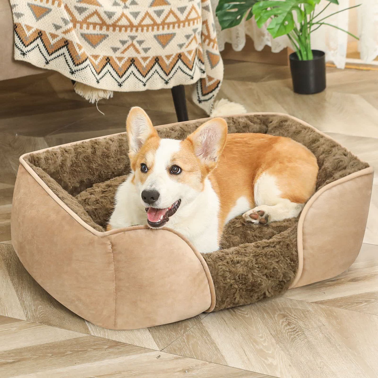 Semi-enclosed Warm Fleece Pet Bed