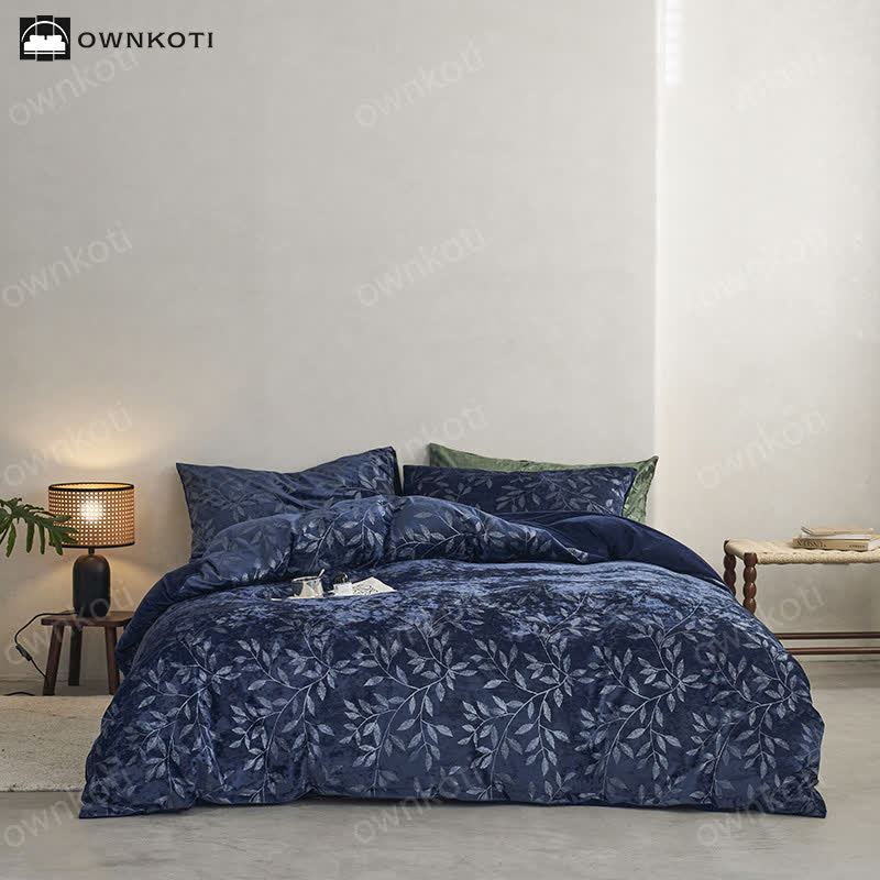 Retro Floral Soft Velvet Warm Bedding Set(4PCS)