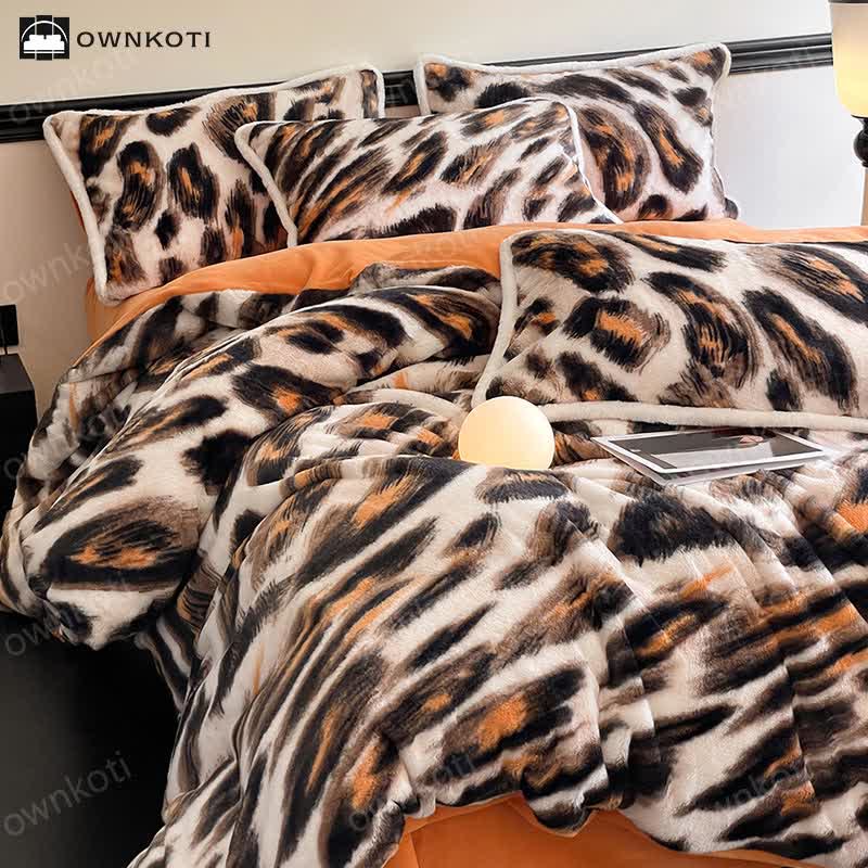 Leopard Soft Flannel Warm Bedding Set(4PCS)