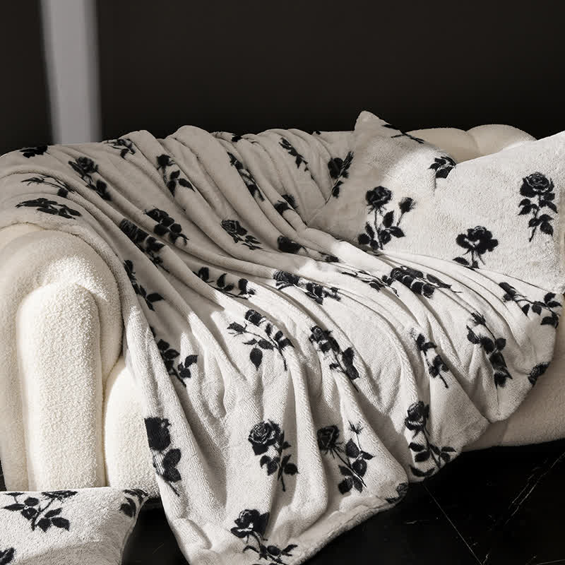 Retro Rose Velvet Warm Throw Blanket - image 6