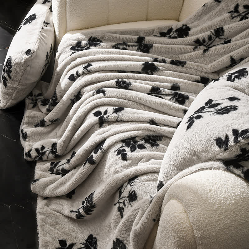 Retro Rose Velvet Warm Throw Blanket - image 8