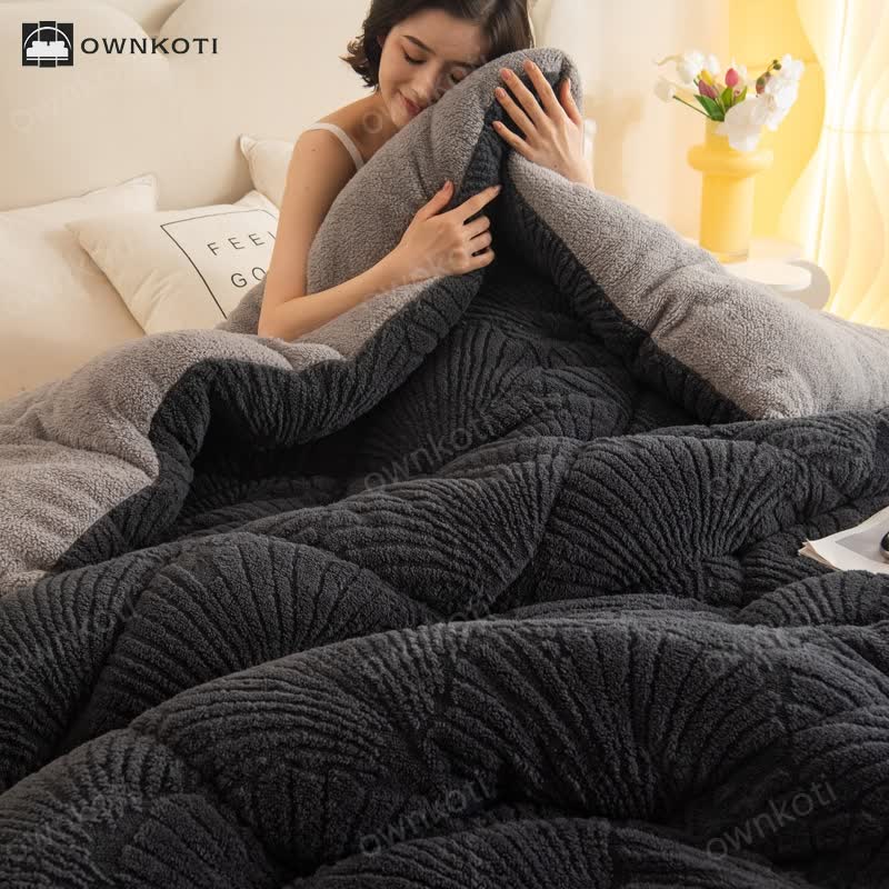 Sherpa Jacquard Ginkgo Leaf  Blanket with Quilt Core