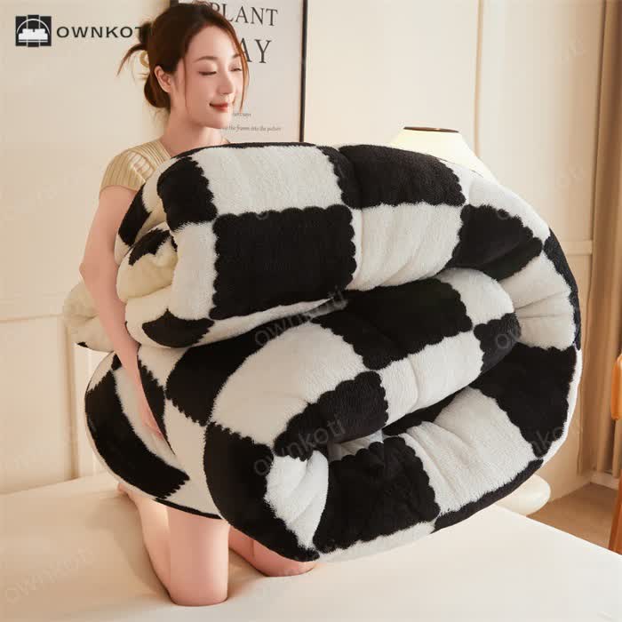 Checkerboard Fleece Blanket Winter Comforter