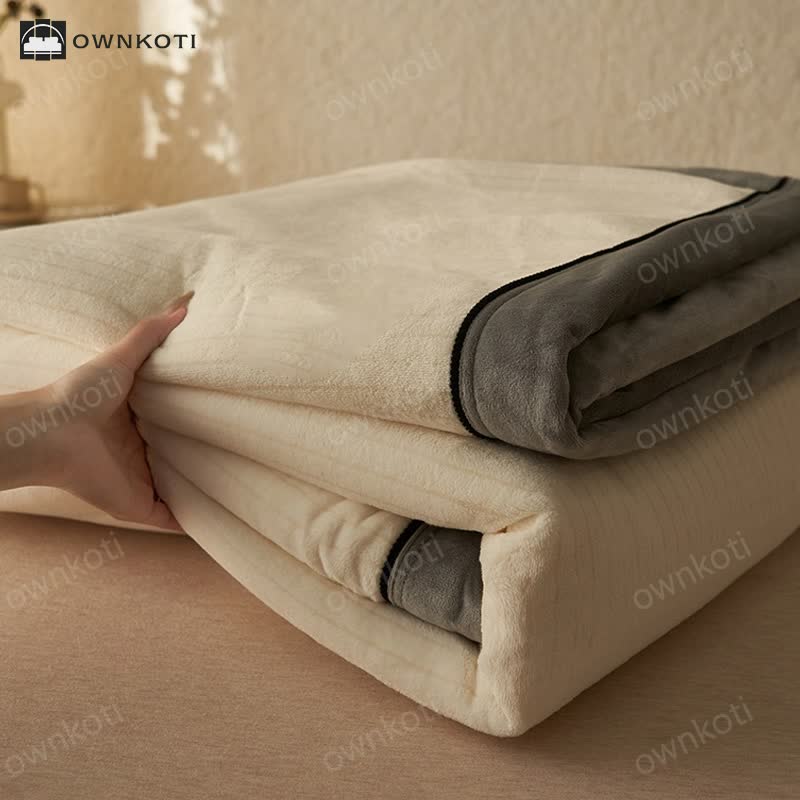 Reversible Solid Color Velvet Throw Blanket