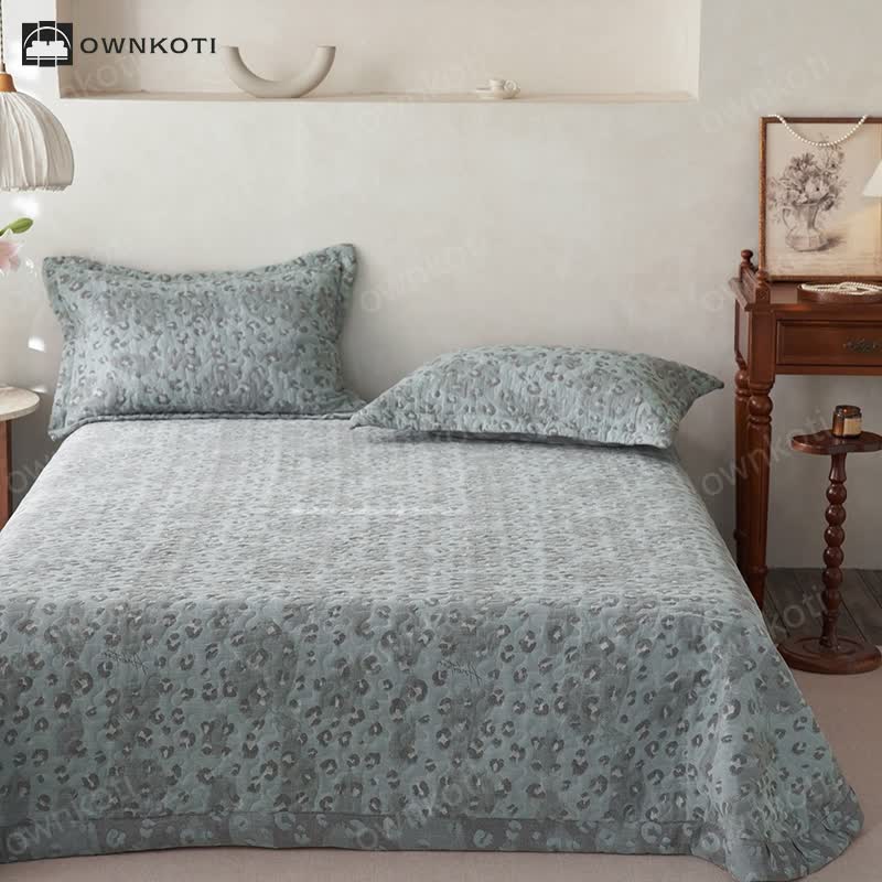 Leopard Print Double Layer Cotton Gauze Coverlet