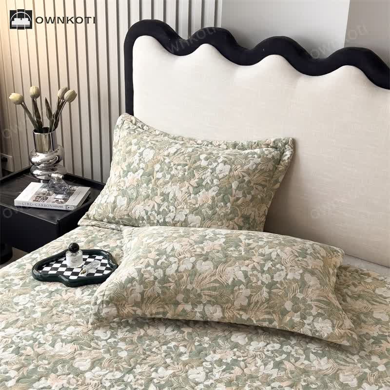 Jacquard Floral Quilted Cotton Gauze Coverlet