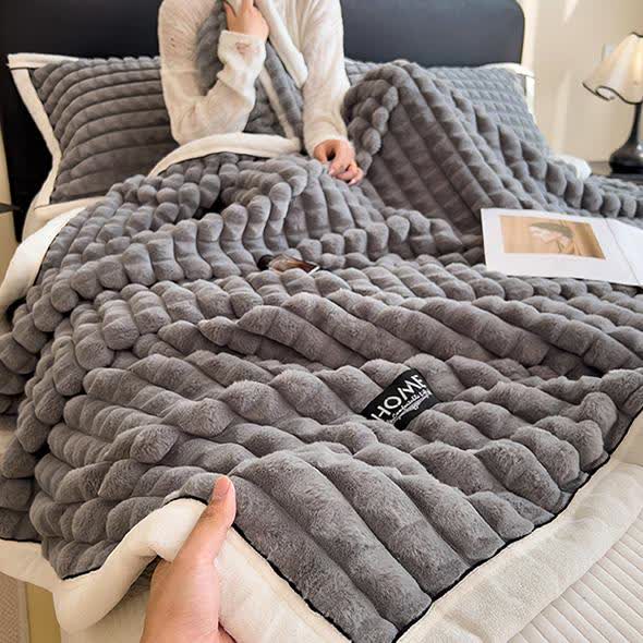 Ownkoti Plaid Texture Soft  Fleece Throw Blanket - image 5