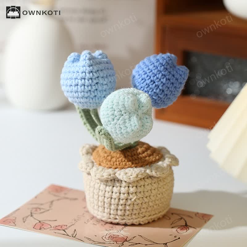 Woven Pastoral Tulip Potted Ornament