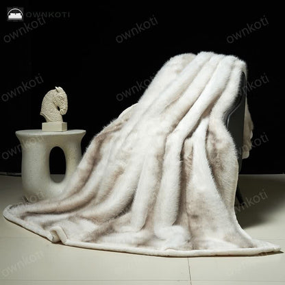 Faux Fur Gradient Warm Throw Blanket