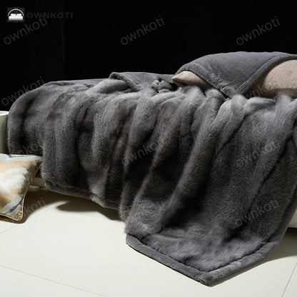 Faux Fur Gradient Warm Throw Blanket