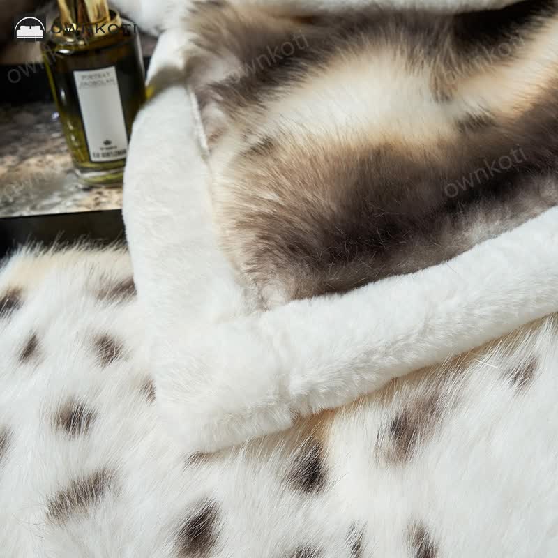 Luxurious Leopard Print Faux Fur Throw Blanket