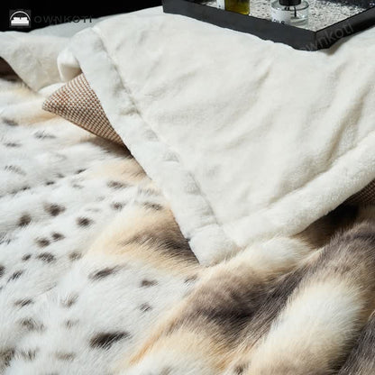 Luxurious Leopard Print Faux Fur Throw Blanket