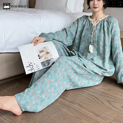 Plus Size Lace Neckline Cotton Pajama Set