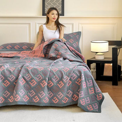 Luxurious Jacquard Cotton Gauze Breathable Quilt