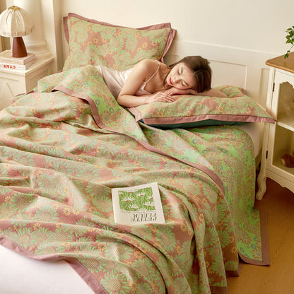 Reversible Yarn-dyed Daisy Cotton Gauze Quilt