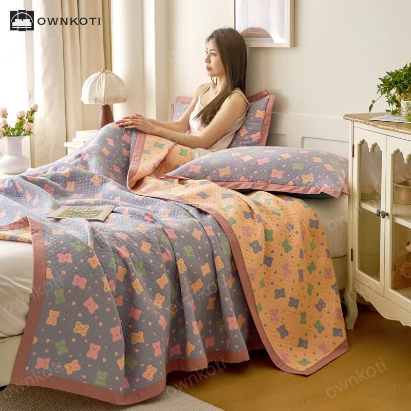 Jacquard Bear Cotton Gauze Reversible Quilt