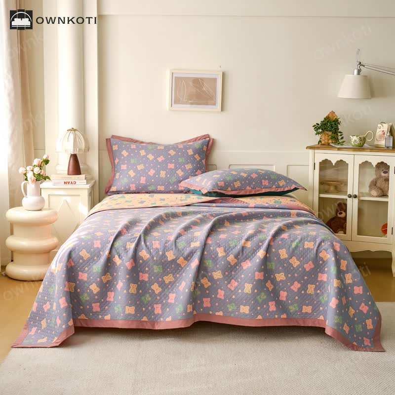 Jacquard Bear Cotton Gauze Reversible Quilt