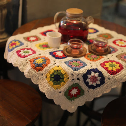 Hand-woven Crocheted Daisy Border Blanket