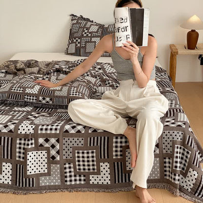 Plaid Polka Dots Pattern Four-layer Cotton Gauze Tassel Quilt