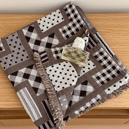 Plaid Polka Dots Pattern Four-layer Cotton Gauze Tassel Quilt