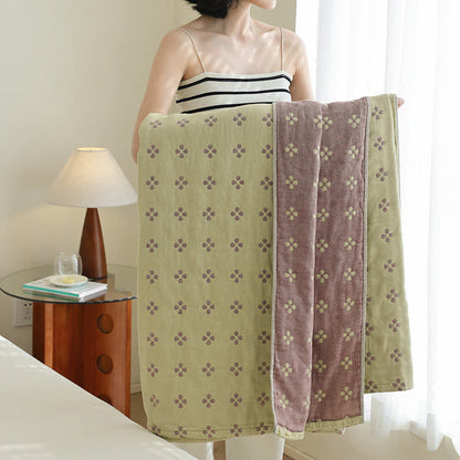 Four-leaf Clover Pure Cotton Gauze Reversible Quilt