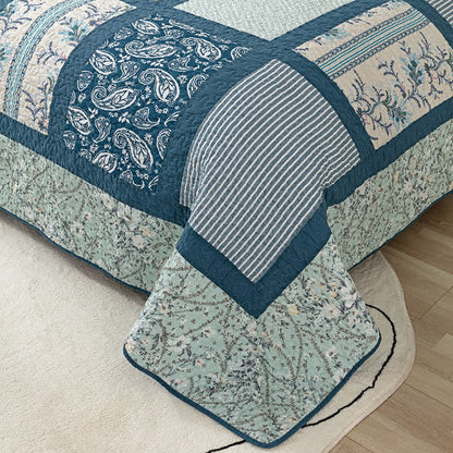 Plaid Botanical Print Cotton Patchwork Quilt