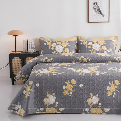 Luxurious Floral Print Cotton Quilt