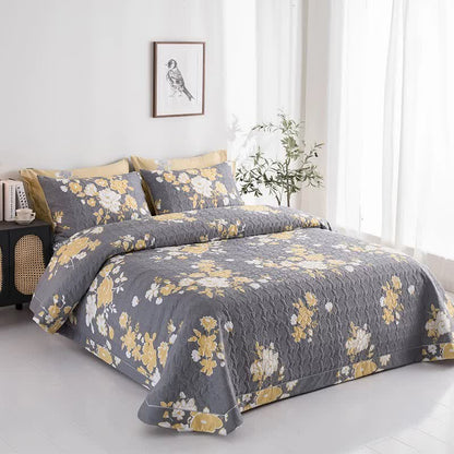 Luxurious Floral Print Cotton Quilt