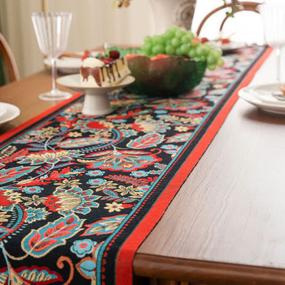 Vintage Tassel Jacquard Floral Table Runner