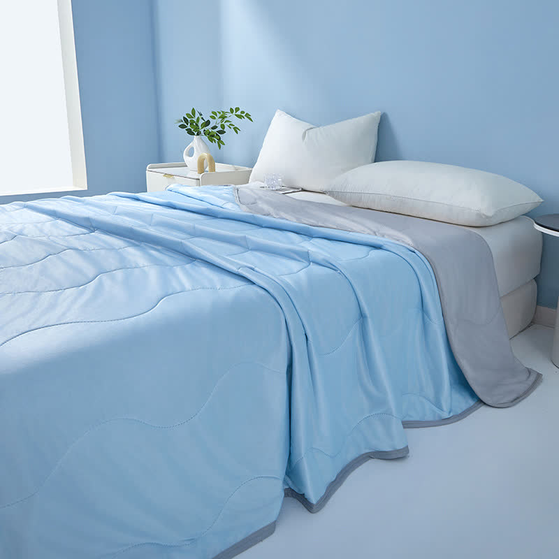 Solid Color Wave-Textured Cooling Quilt
