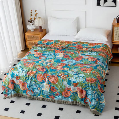 Tulip Gerbera Natural Cotton Tassel Quilt