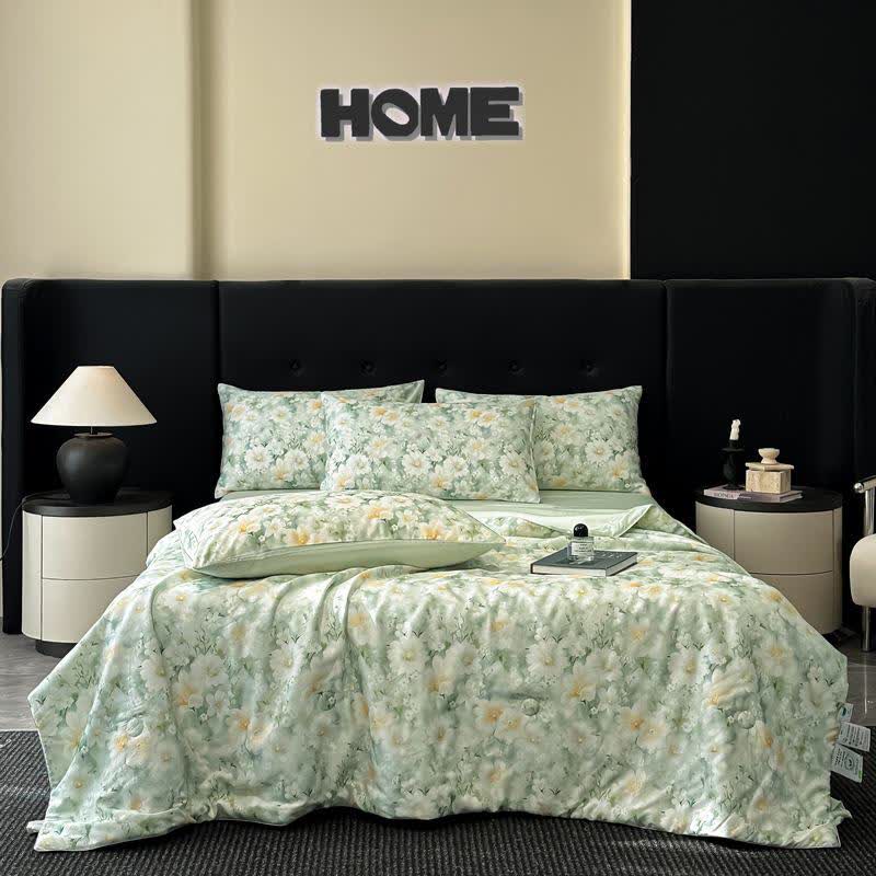 Silky Watercolor Flower Print Natural Quilt - Green - Bedding Sets - King - image 1
