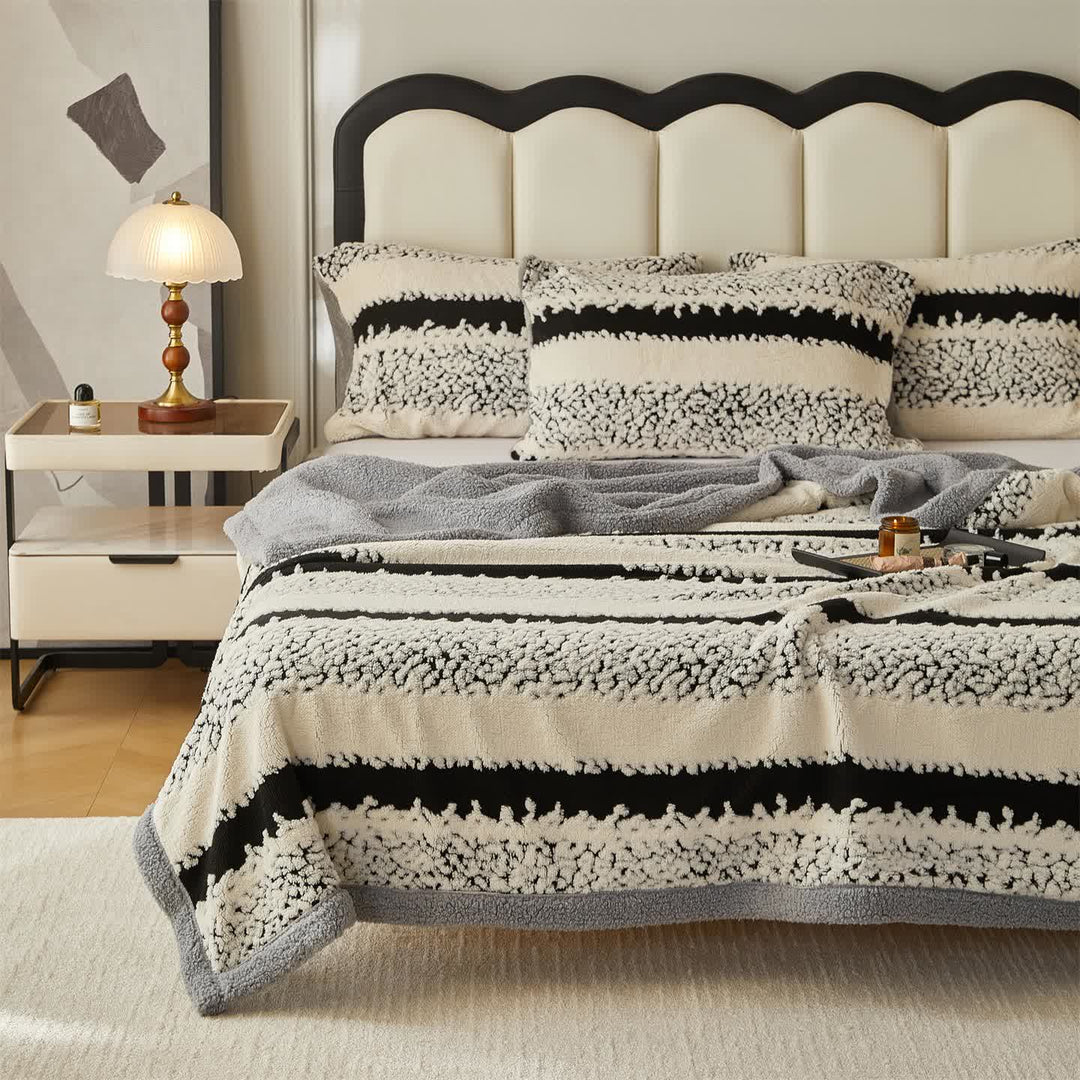  Double Layer Striped Print Sherpa Blanket - image 1