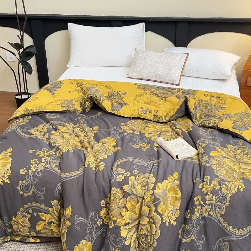 Luxury Peony Cotton Gauze Jacquard Quilt - Winter Quilt - King - image 0