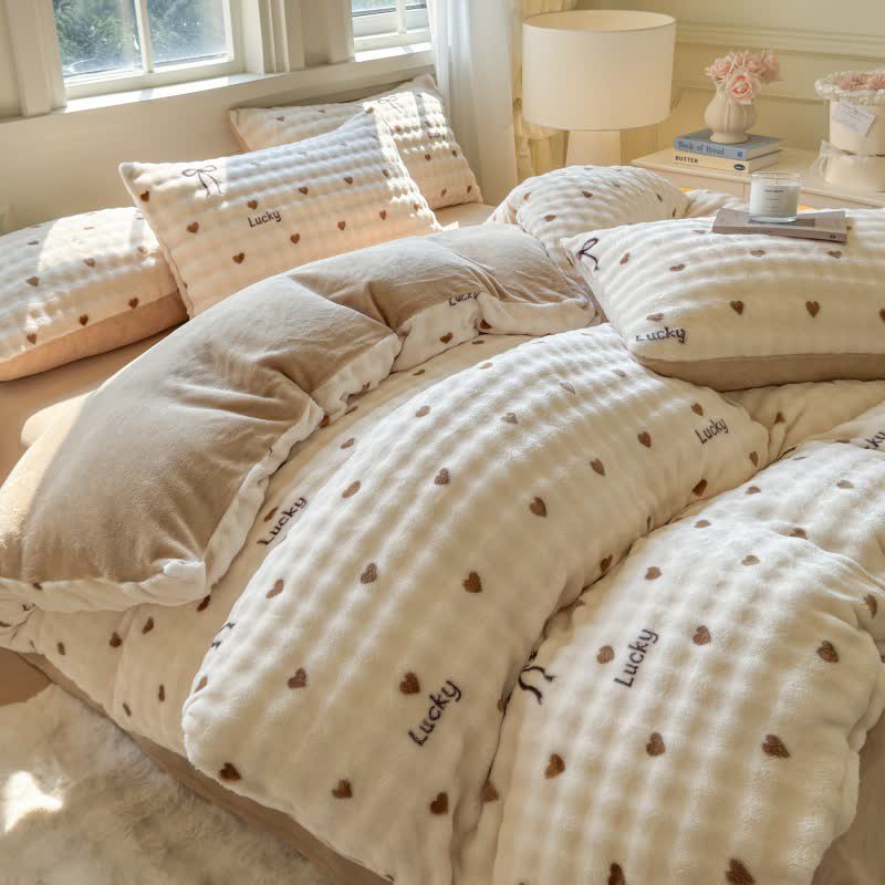 Heart Bowknot Plush Warm Bedding Set - image 3