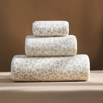 Leopard Print Luxury Bath Towel Set (3-Pack) - 3pc Set - 31" x 59"+14" x 30"+ 12" x 12" - image 0
