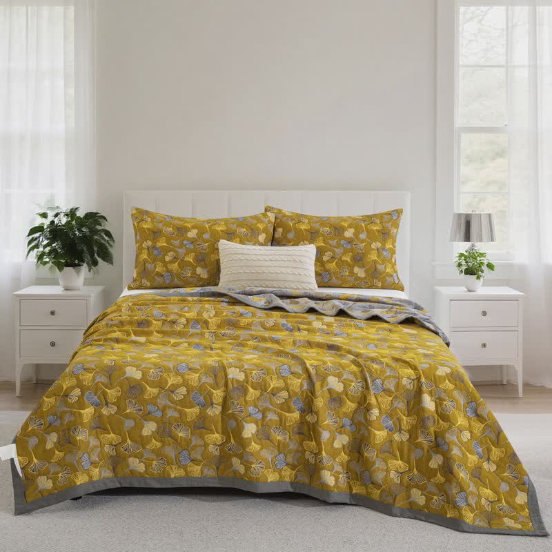 Ginkgo Biloba Organic Cotton Quilt - image 1