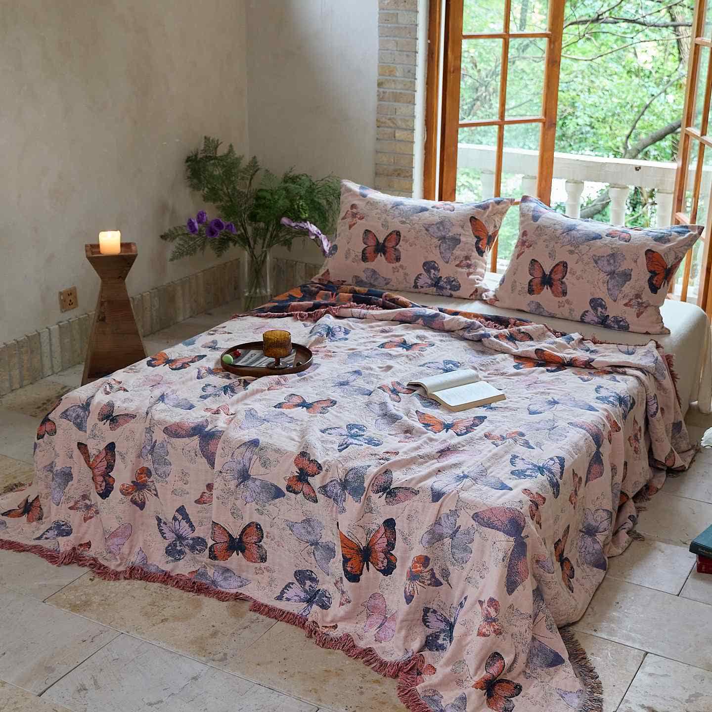 Ownkoti Elegant Butterfly Tassel Cotton Quilt - image 1
