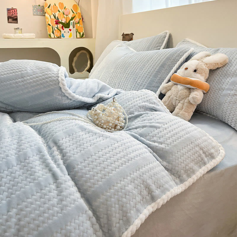 Luxury Fleece Winter Bedding Set (4PCS) - image 12