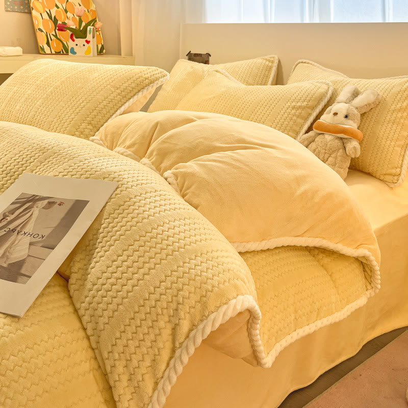 Luxury Fleece Winter Bedding Set (4PCS) - image 24