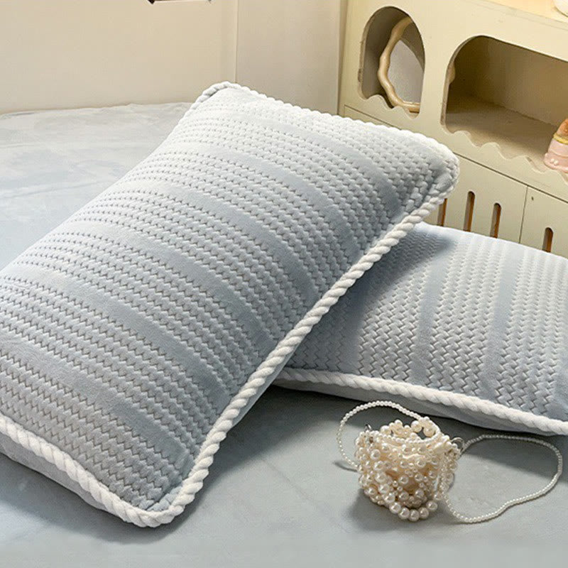 Luxury Fleece Winter Bedding Set (4PCS) - image 14